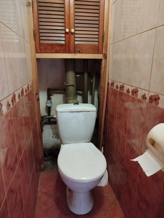 SALE of a 2-room apartment on Roman Ratushny, 3 Volgogradsk