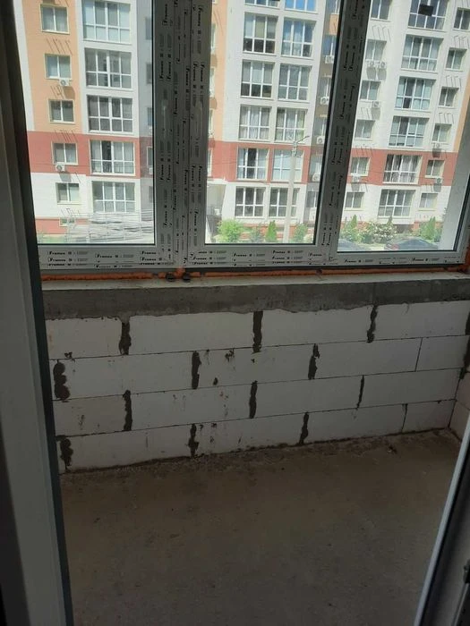 Продам 1 ком квартиру Ак. Глушко. Небесные сотни.