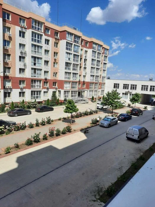 Продам 1 ком квартиру Ак. Глушко. Небесные сотни.