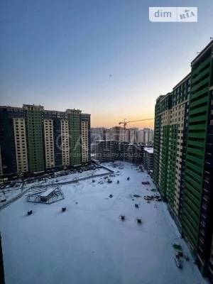 Sale of 1-room apartment 48 sq. m. on Mykhaylo Maksimovicha st. 32 •
