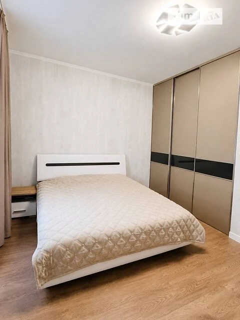 Продажа 3к квартиры 98.7 кв. м по просп. Петра Григоренко 1Б
