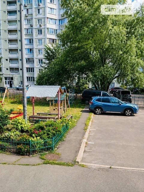 Продажа 3к квартиры 98.7 кв. м по просп. Петра Григоренко 1Б