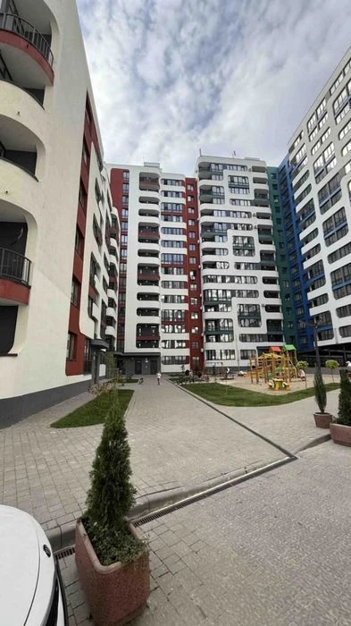 Продаем 2ким+кухня студио новострой сданный дом газ Трус