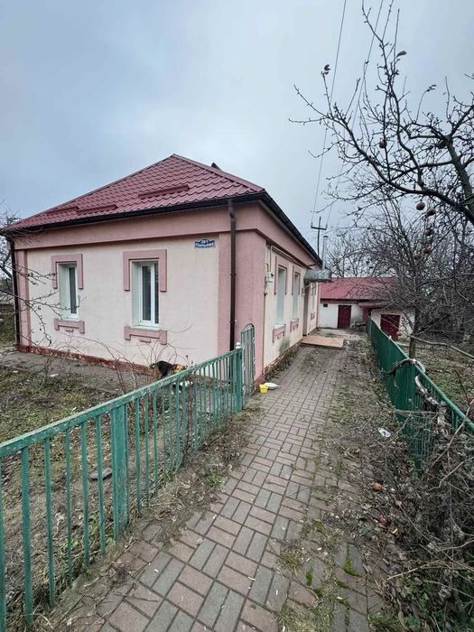 Затишний будинок з великою ділянкою. Усе залишається! 37083