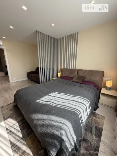 Sale of 1-room apartment 54.4 sq. m. on Yasynuvatskyi 11 • ID
