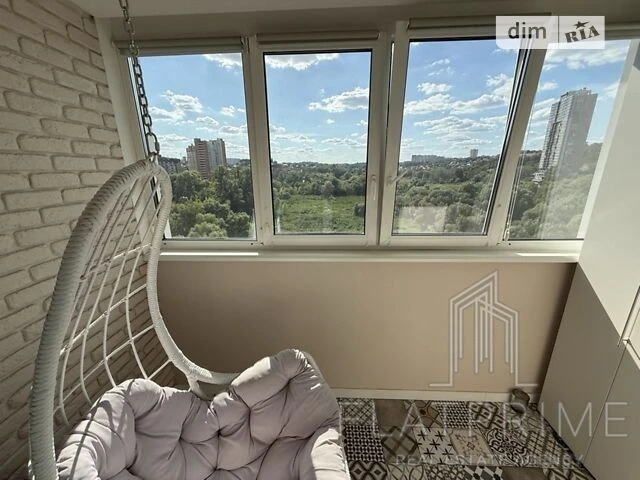 Sale of 1-room apartment 54.4 sq. m. on Yasynuvatskyi 11 • ID