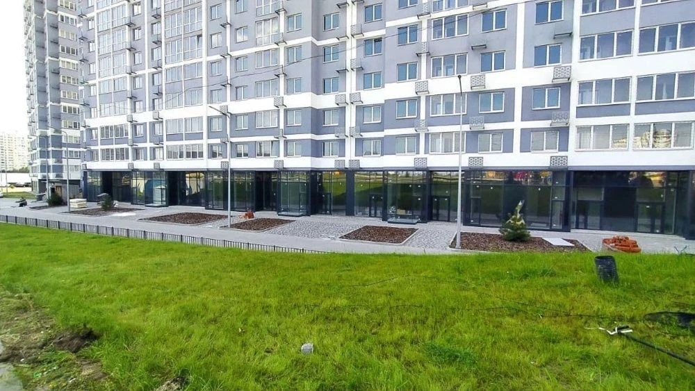 ЖК Лебединий, Ревуцького 40-В, м. Харьківська, 3-ка 90м2, ви