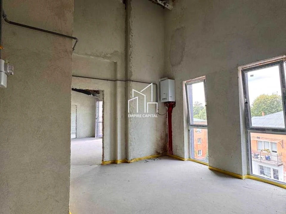Apartment. Lviv, Meblyarska St., (House)