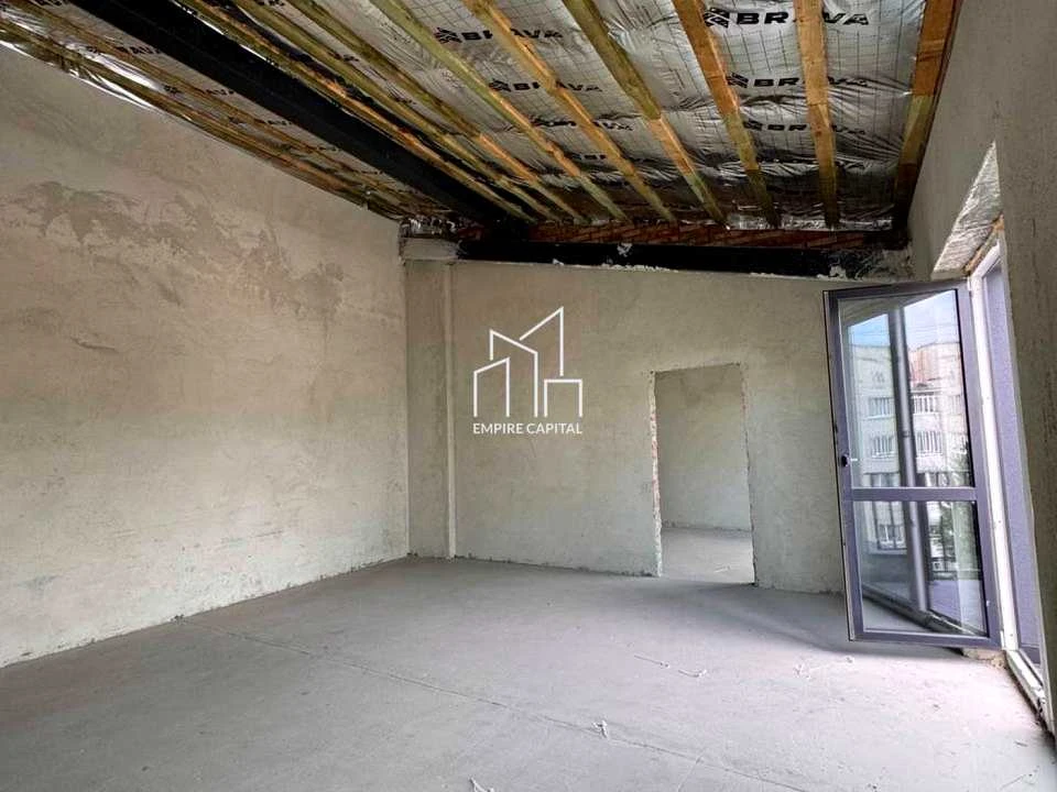 Apartment. Lviv, Meblyarska St., (House)