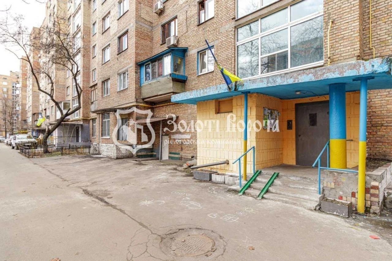 2-room apartment 45 m² for sale, Prazhskaya Street, 3