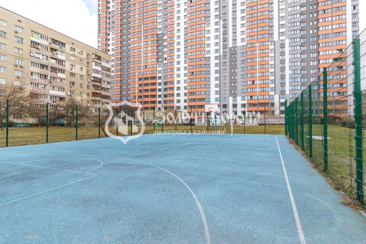 2-room apartment 45 m² for sale, Prazhskaya Street, 3