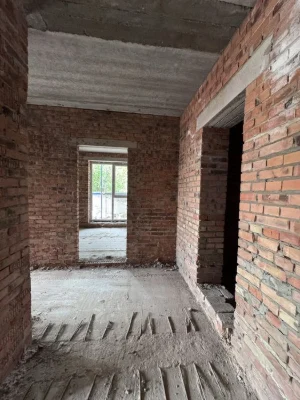 Продам квартиру з максимальним наповненням!