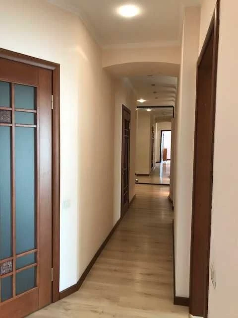 Продам 3-х.ком.квартиру по ул.Рабочей 148.