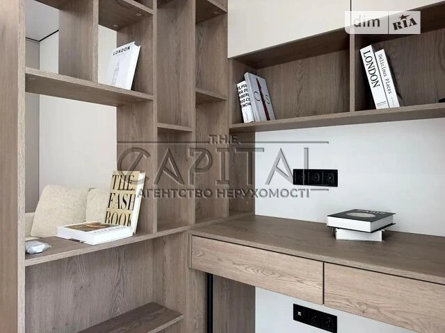 Sale of 2-room apartment 61 sq. m. on Mykhaylo Maksimovicha st. 24 •