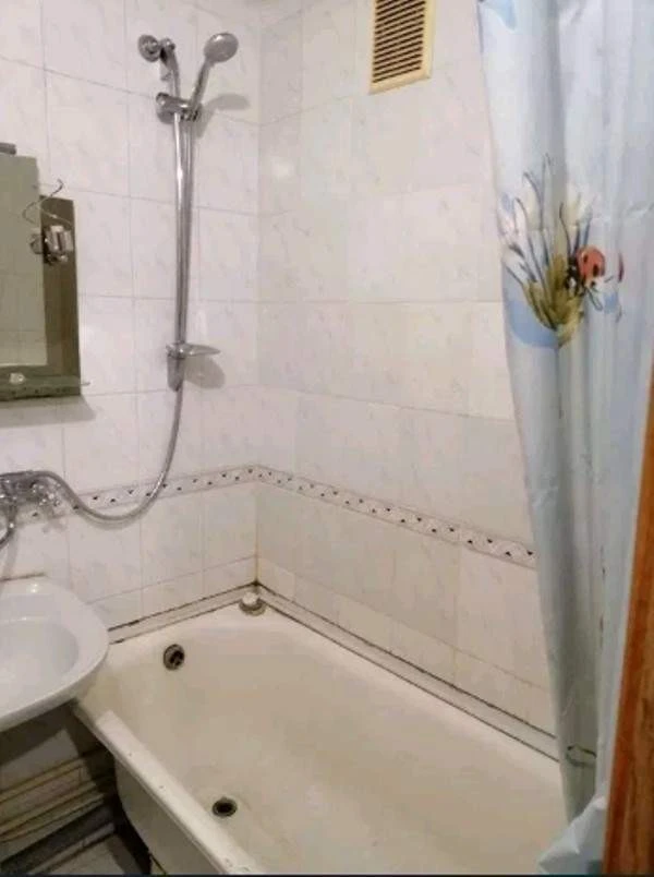 1-room apartment for sale 30 m², Milyutenka st.