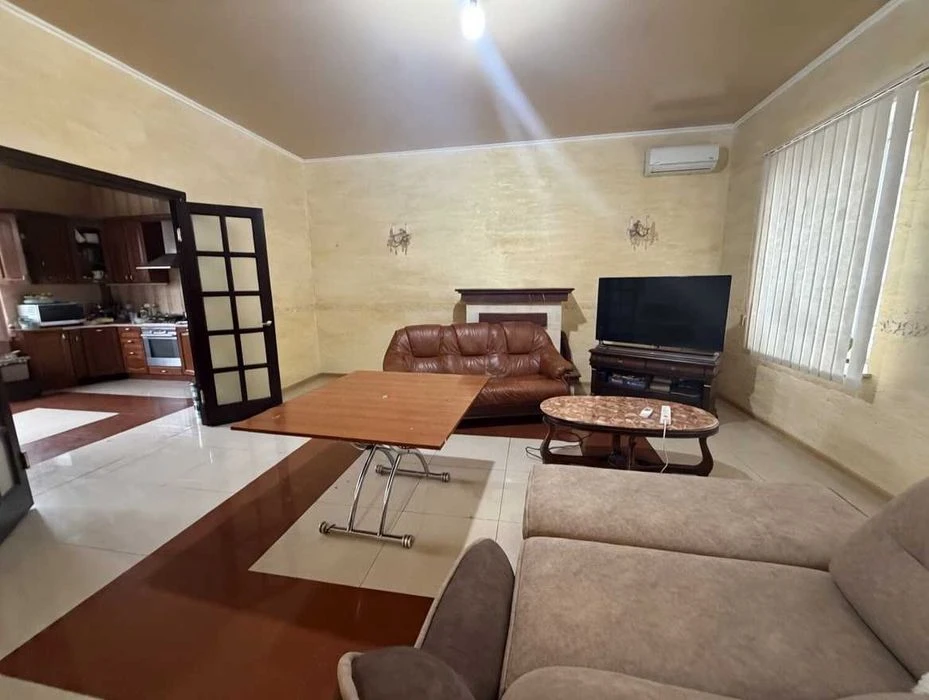 Spacious house on 4 levels in White Fountain on Petrashevs Street