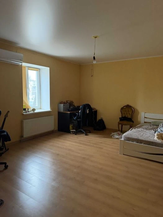 Spacious house on 4 levels in White Fountain on Petrashevs Street