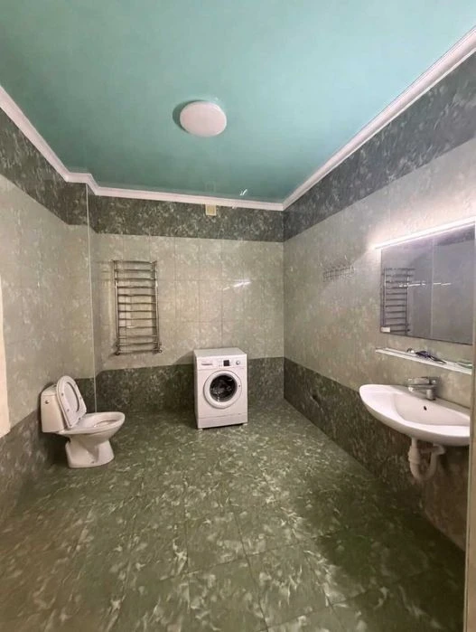 Spacious house on 4 levels in White Fountain on Petrashevs Street