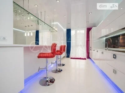 Sale of 5k apartment 178 sq. m on Akhmatova Anna St. • ID 346