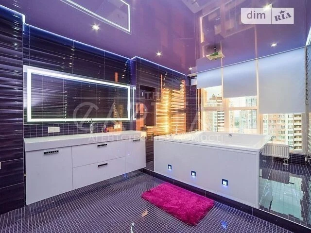 Sale of 5k apartment 178 sq. m on Akhmatova Anna St. • ID 346