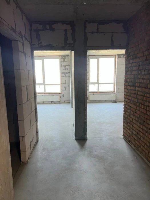 Sale of 1-room apartment 41m2 in the residential complex Svitlo Park Vydubychi
