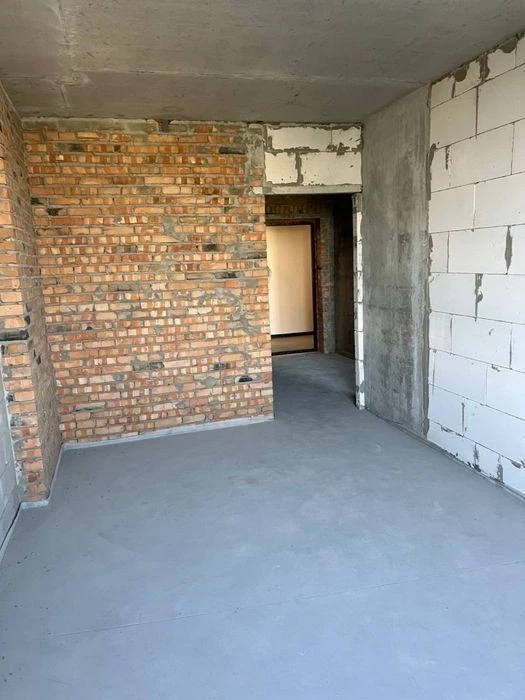 Sale of 1-room apartment 41m2 in the residential complex Svitlo Park Vydubychi