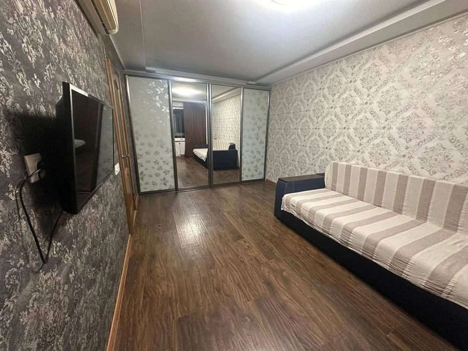 Продам 1 комнатную на пр.Науки (Гагарина) Подстанция - Дафы.