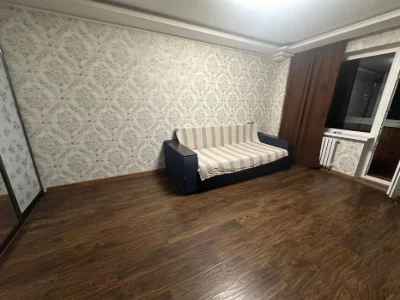 Продам 1 комнатную на пр.Науки (Гагарина) Подстанция - Дафы.