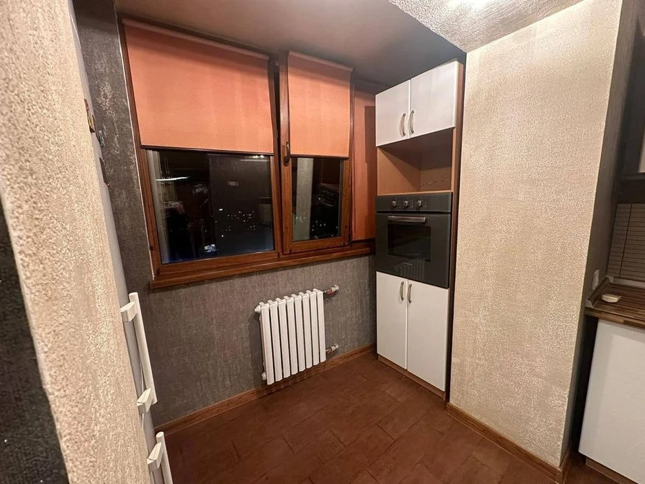 Продам 1 комнатную на пр.Науки (Гагарина) Подстанция - Дафы.
