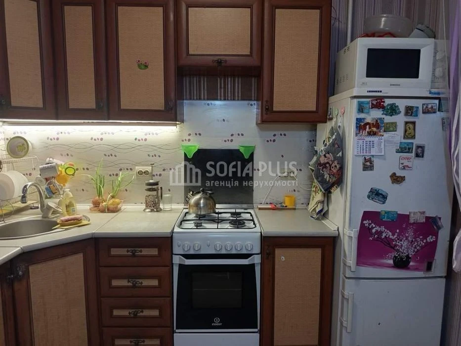 No commission, urgently! 2k, Chervonoy Kalyna 7A, inexpensive