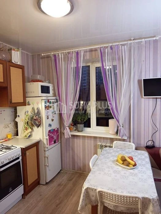 No commission, urgently! 2k, Chervonoy Kalyna 7A, inexpensive