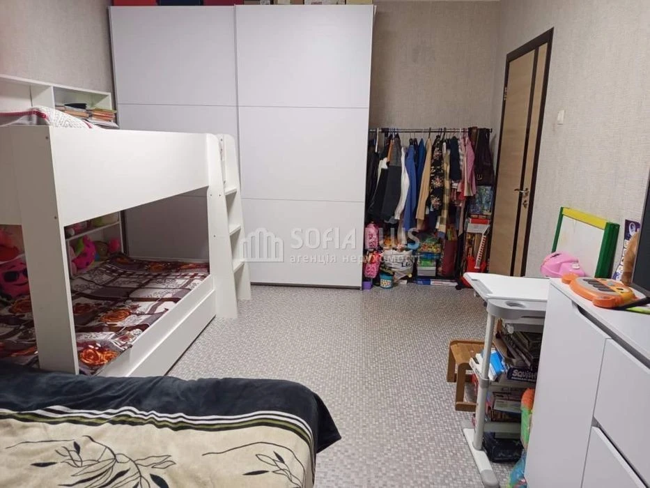 No commission, urgently! 2k, Chervonoy Kalyna 7A, inexpensive