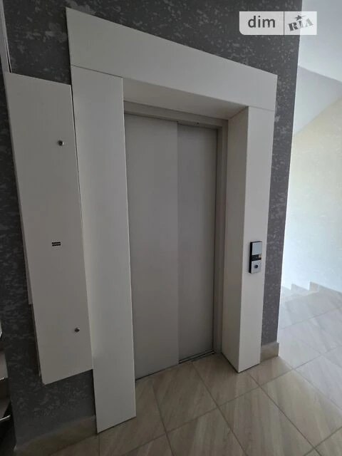 Продаж 3к квартири 85 кв. м на вул. Дубищанська 2 • ID 34714