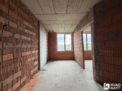 Готова 1 кім з газовим опаленням,10 хв від центру