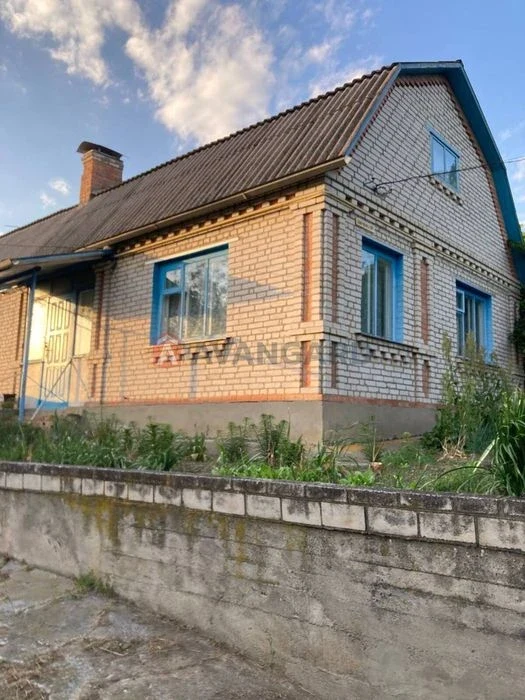 Продам дом 14 км от Винницы над Бугом, рассматриваем под