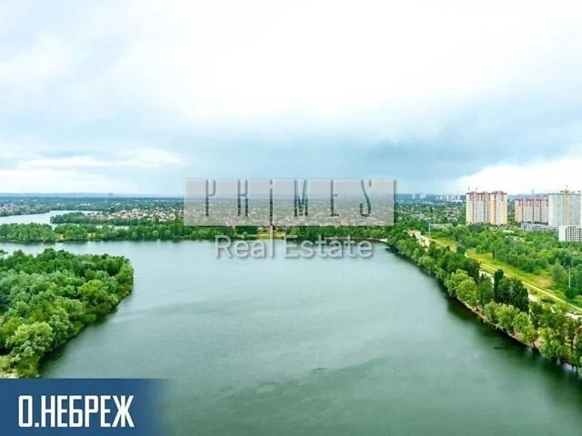 Sale of 2-room apartment 69.75 sq. m. on Petra Hryhorenka Ave. 46