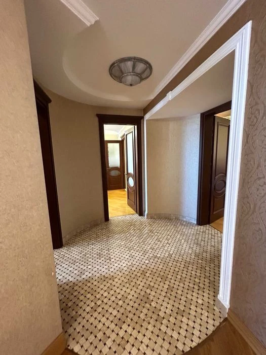 Квартира 215 м² с ремонтом / Клубный дом / Тенистая / Пе