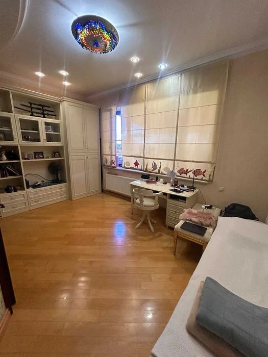 Квартира 215 м² с ремонтом / Клубный дом / Тенистая / Пе