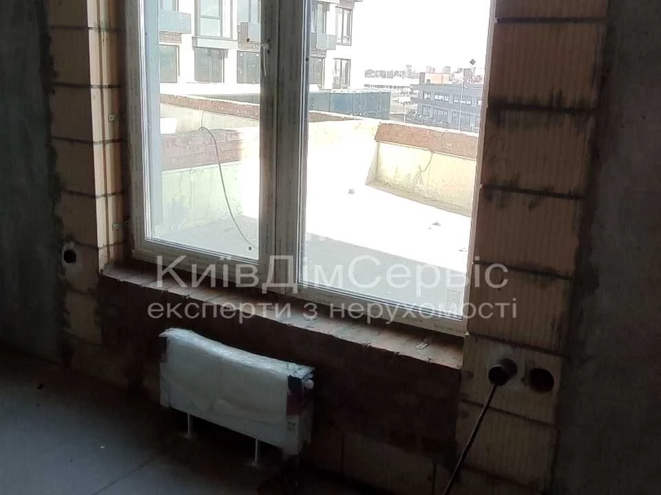 Квартира. Киев, Берковецкая ул., (Дом 4)