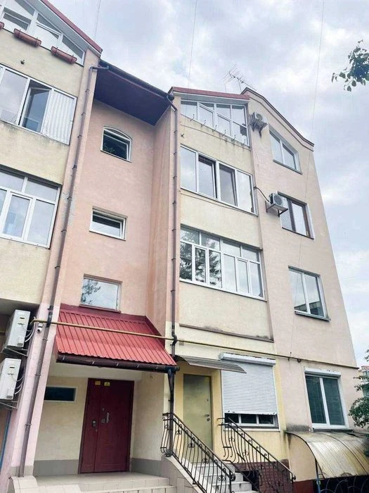 Продаться  4 квартира в новобудові в самому серці Івано- Фра