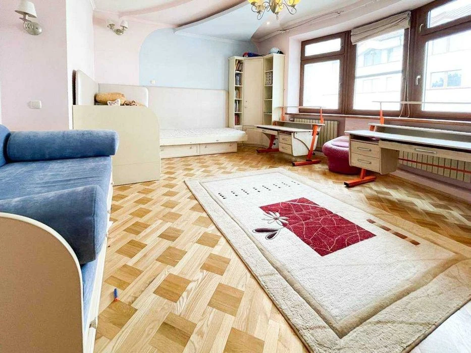 Продаться  4 квартира в новобудові в самому серці Івано- Фра