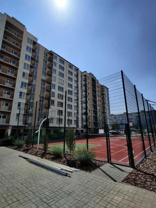 Продам квартиру возле парка