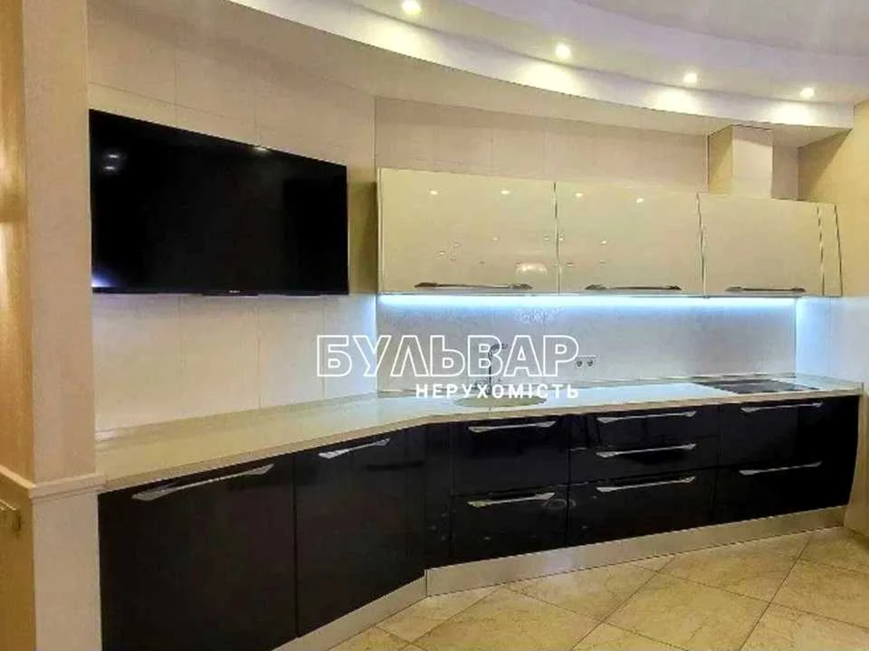 Apartment. Kharkiv, Kultury st.