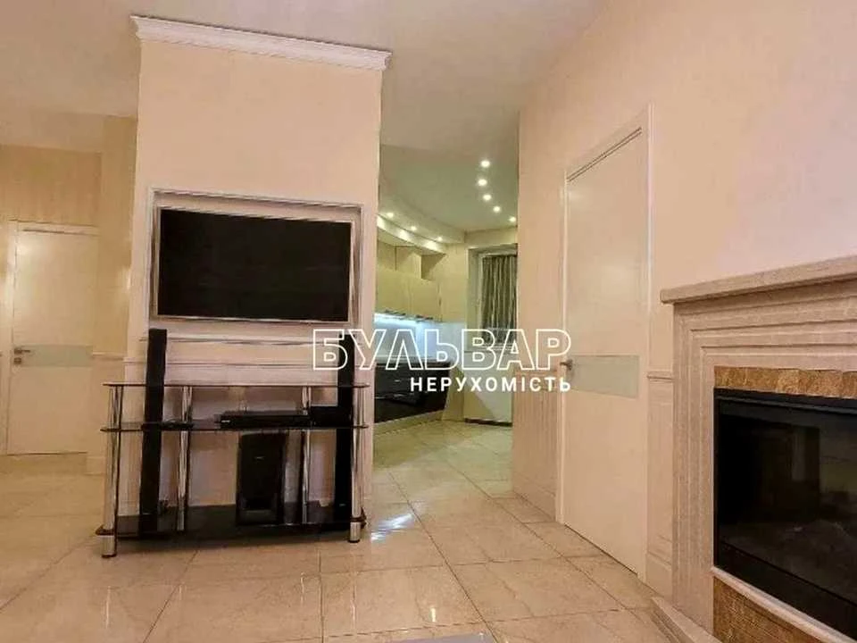 Apartment. Kharkiv, Kultury st.