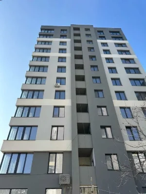 Прекрасная 2 км квартира с кухней-студию и 2 отдельные комнаты, 850