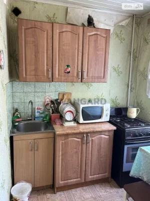 Продажа 1 комнатная квартира 2 балкона