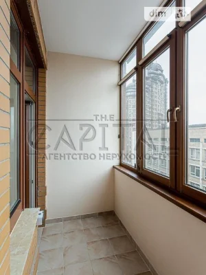 Продажа 3к квартиры 130 кв. м по ул. Коновальца Евгения 36В •