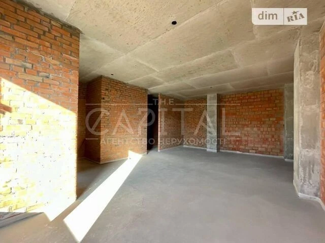 Sale of 3-room apartment 174.4 sq. m. on Volodymyrska st. 86A • I