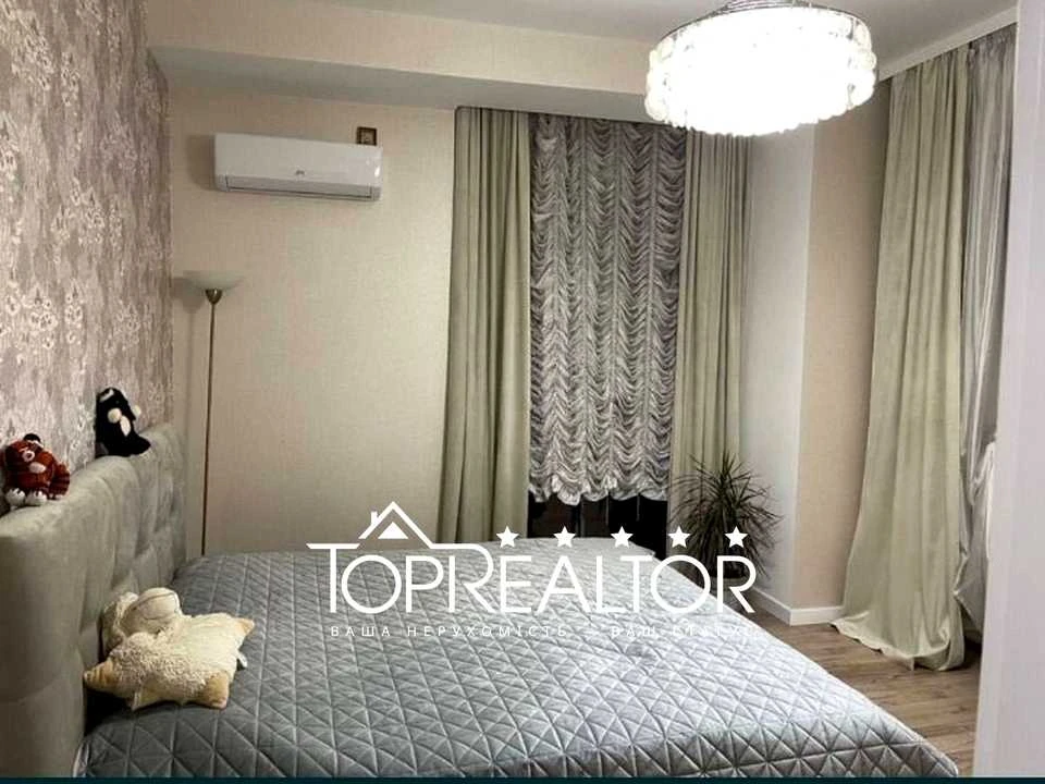 Apartment. Kharkiv, Nauky Ave. (Lenina)