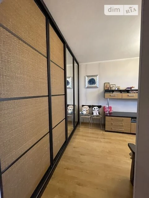Sale of 1-room apartment 35.8 sq. m. on Klavdiivska st. 23/15 • I